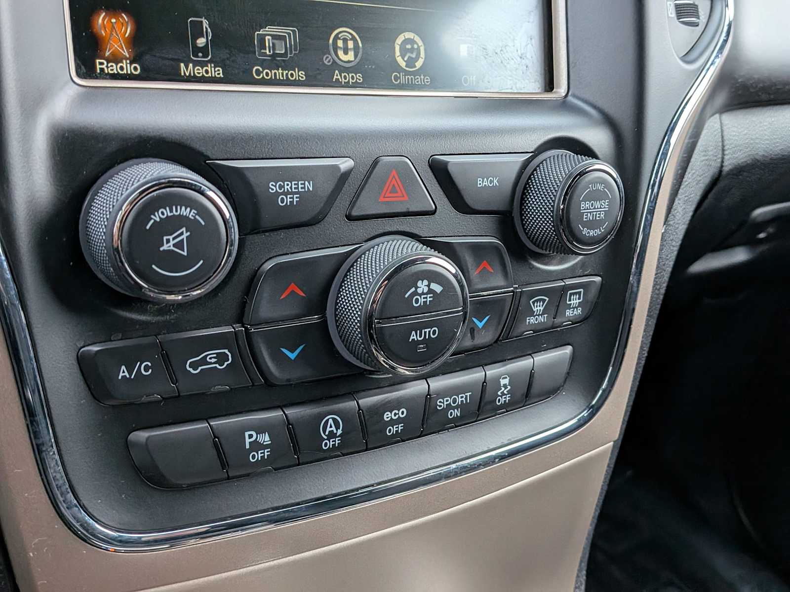 Thumbnail: 2017 Jeep Grand Cherokee - 27