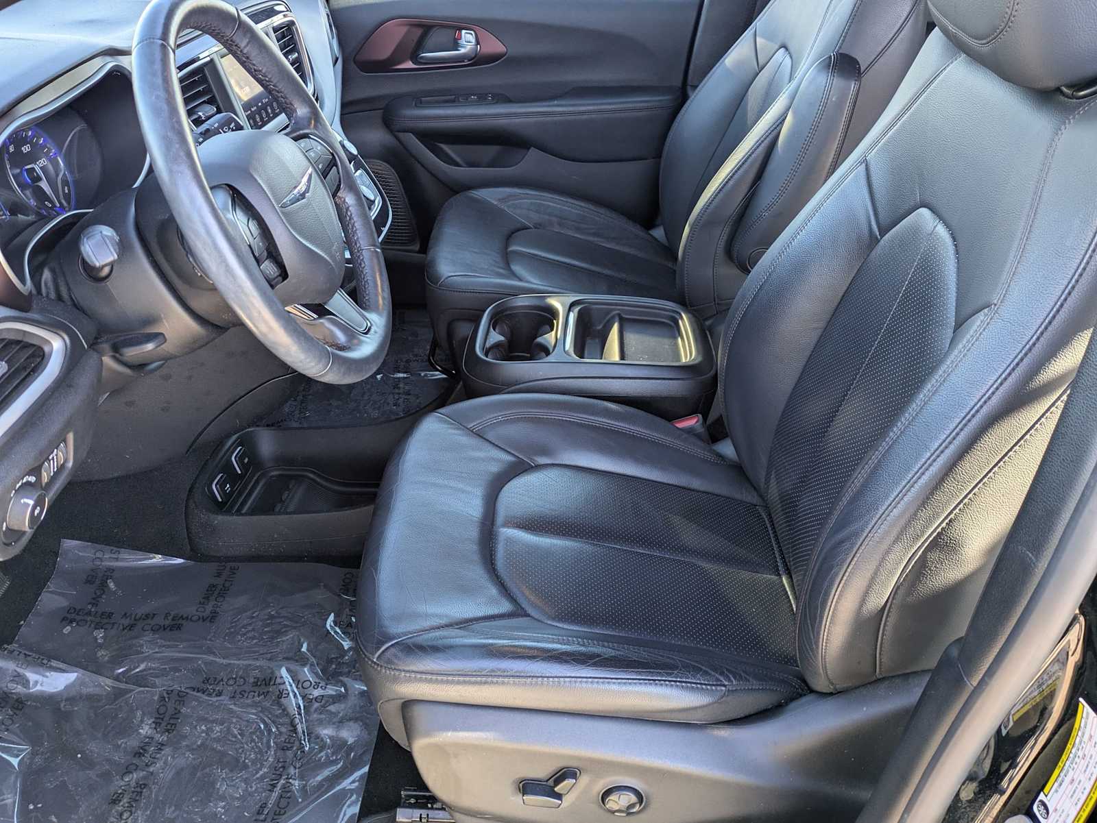 Thumbnail: 2020 Chrysler Pacifica - 14