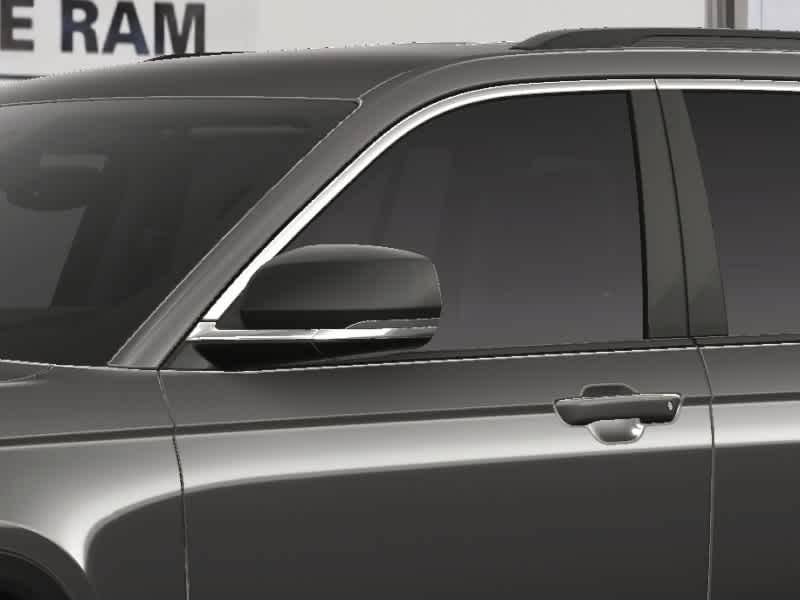 Thumbnail: 2025 Jeep Grand Cherokee - 15