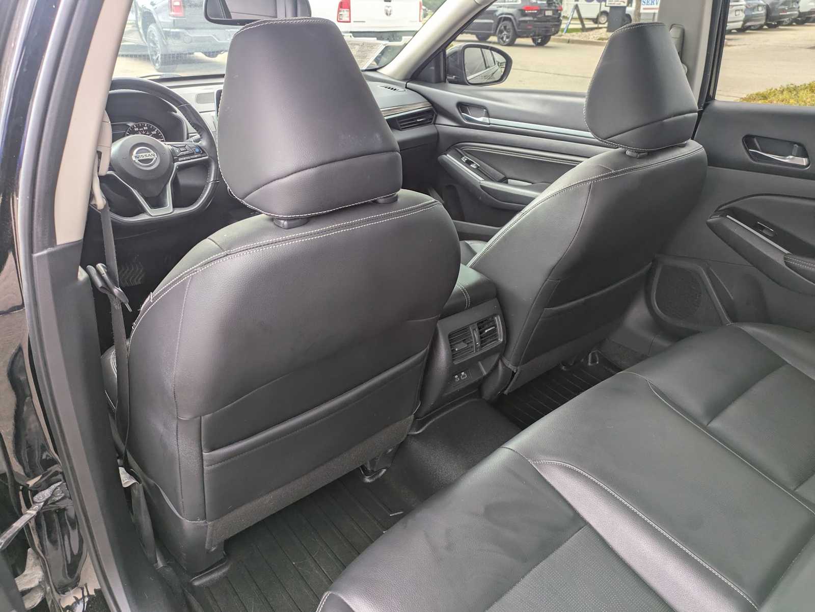 Thumbnail: 2020 Nissan Altima - 17