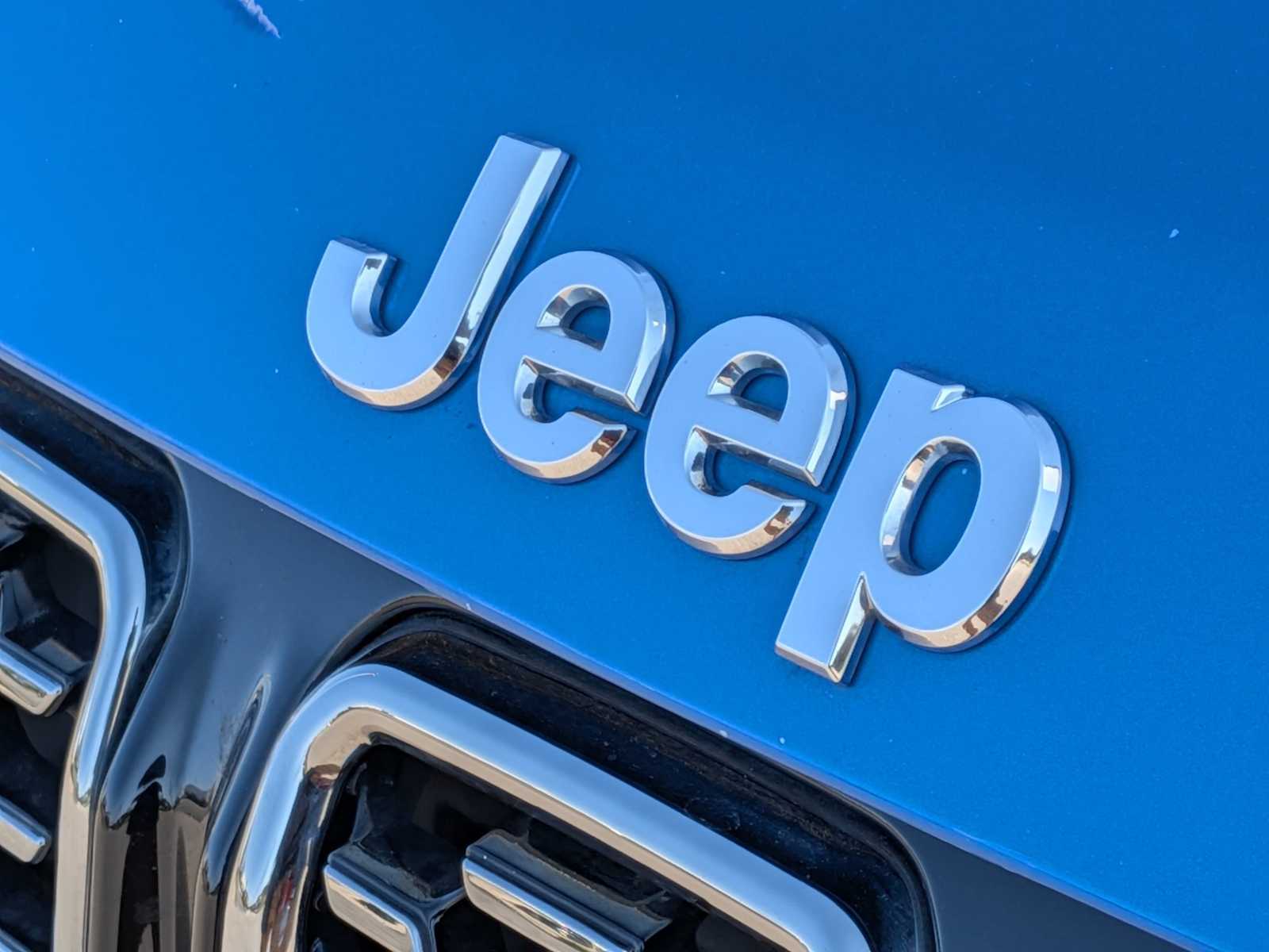 Thumbnail: 2025 Jeep Compass - 17