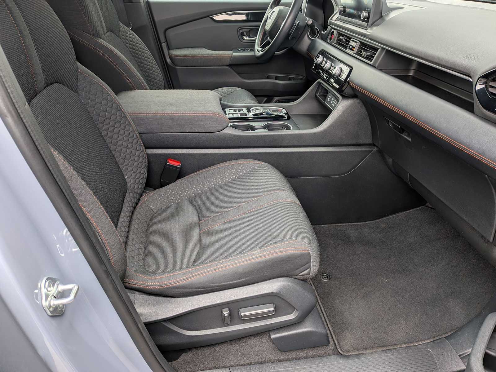 Thumbnail: 2023 Honda Pilot - 20