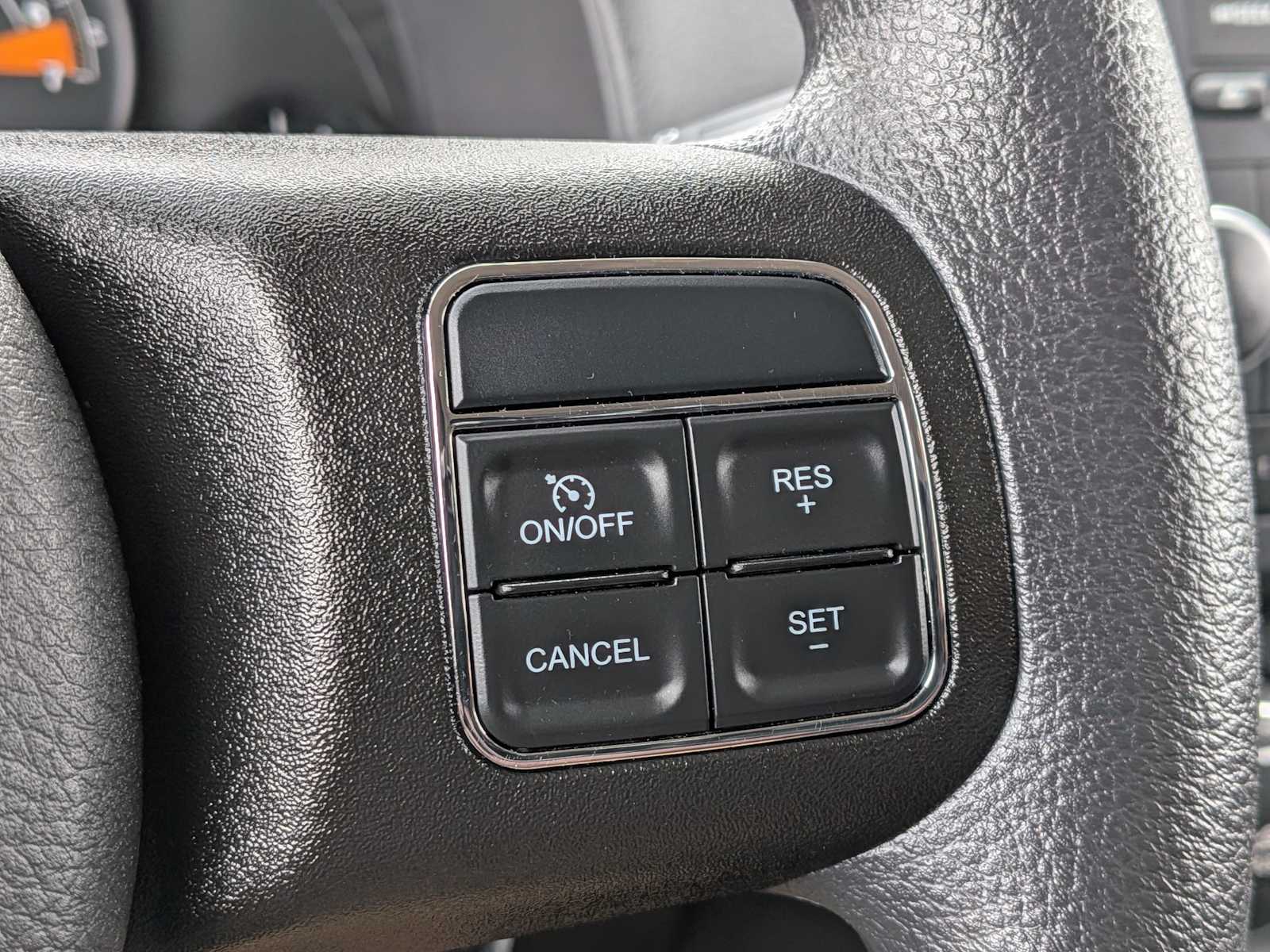 Thumbnail: 2017 Jeep Compass - 23