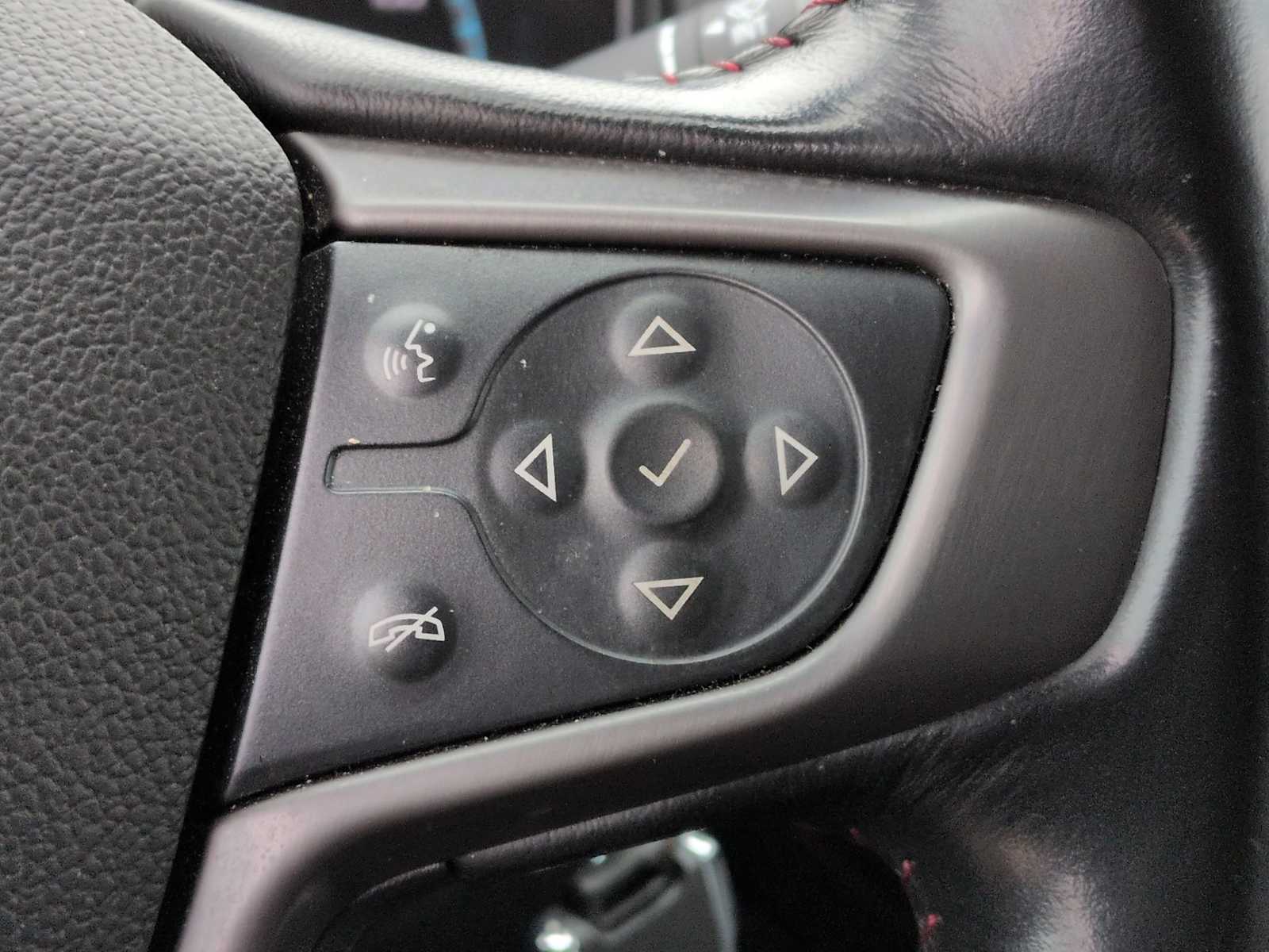 Thumbnail: 2018 GMC Canyon - 22