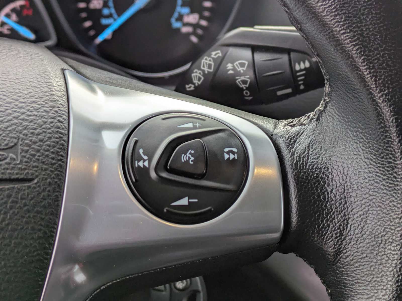 Thumbnail: 2016 Ford Escape - 24