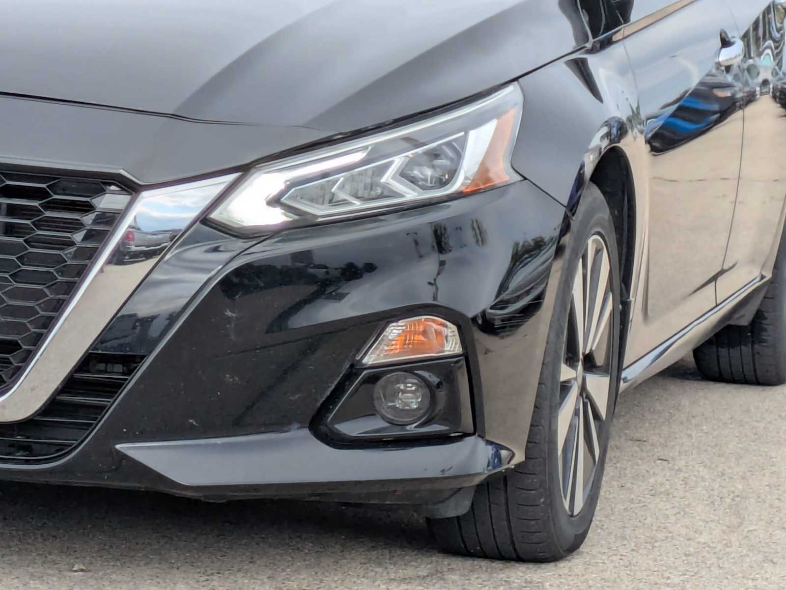 Thumbnail: 2020 Nissan Altima - 10