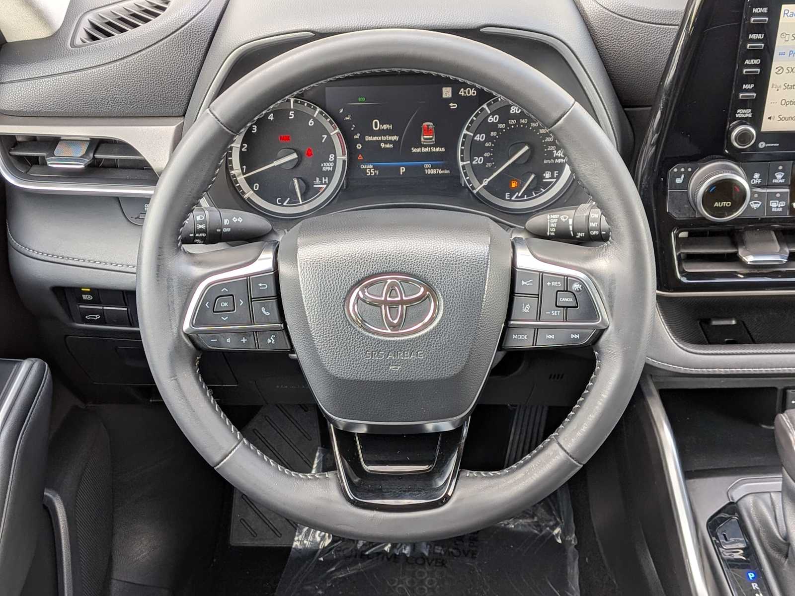 Thumbnail: 2021 Toyota Highlander - 22