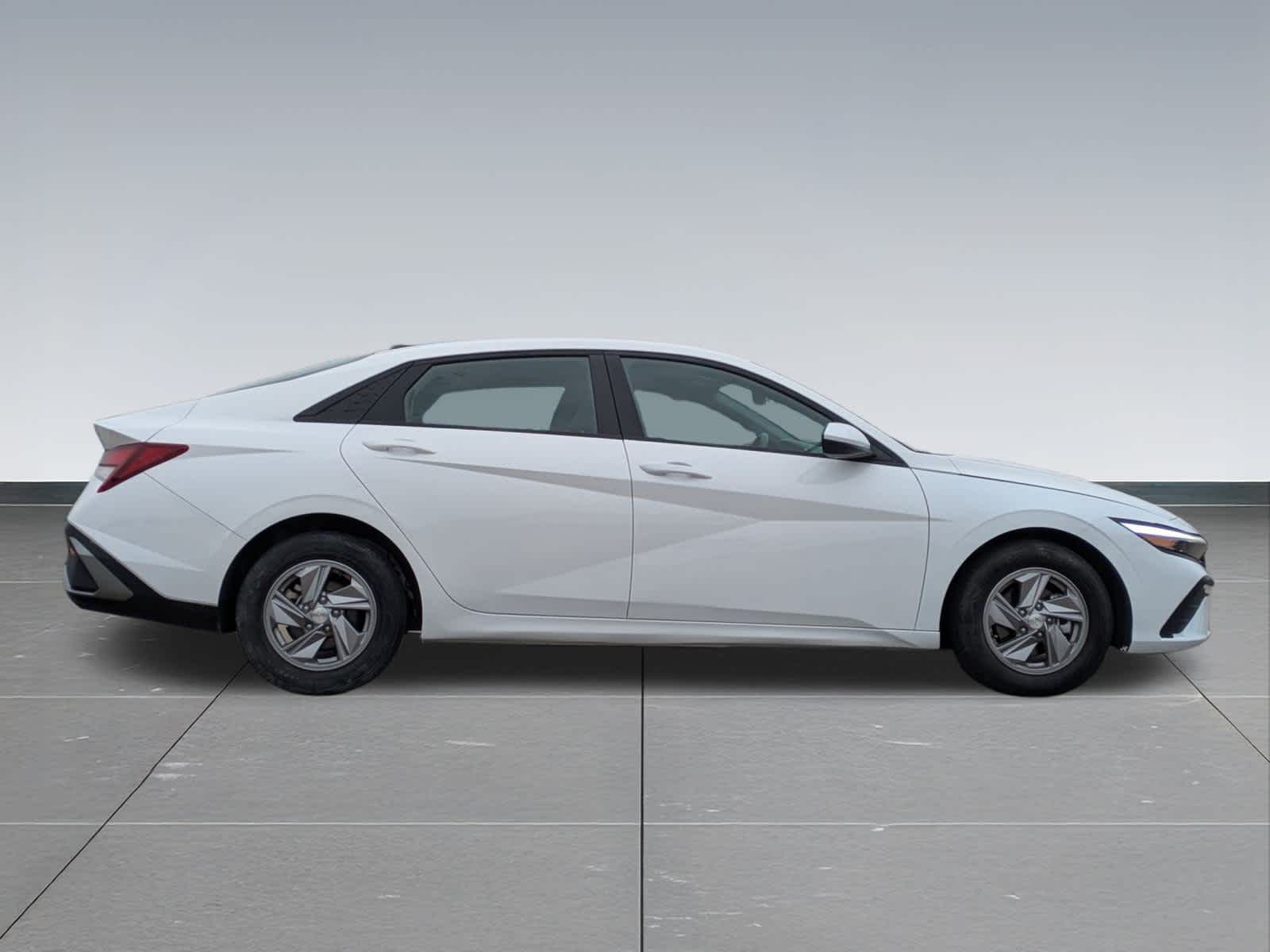 Thumbnail: 2025 Hyundai Elantra - 7