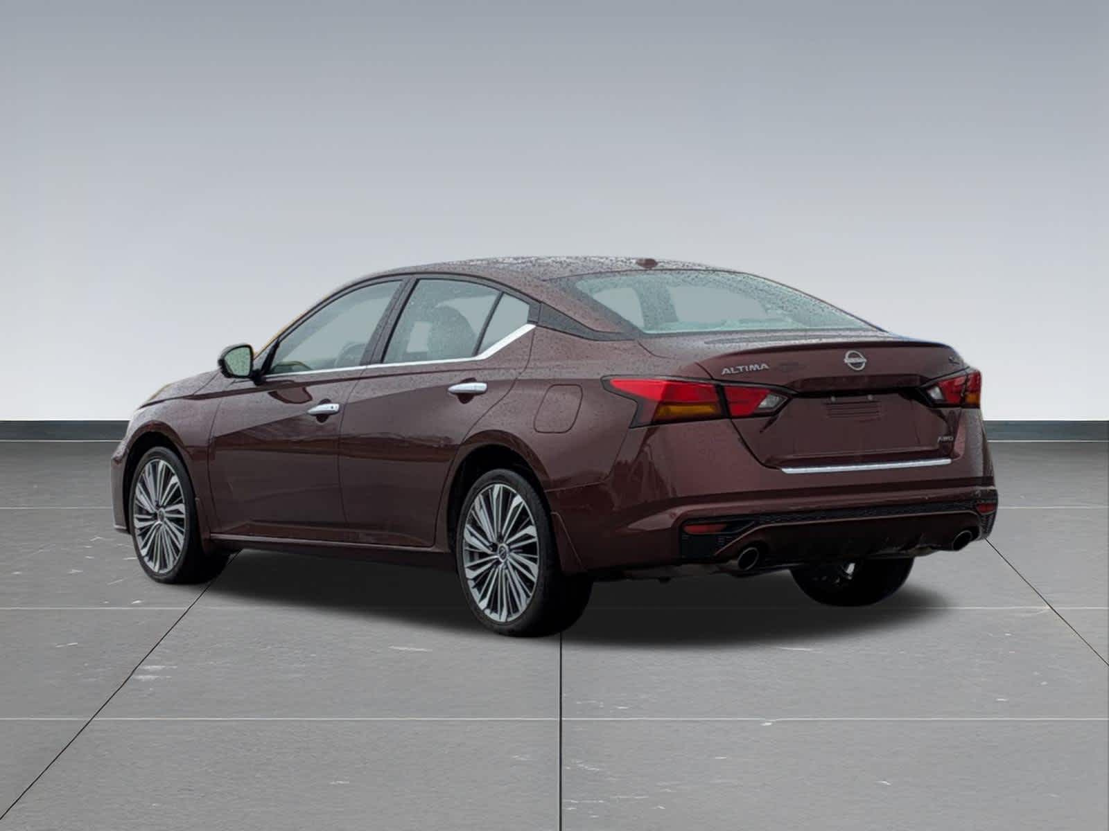 Thumbnail: 2023 Nissan Altima - 4