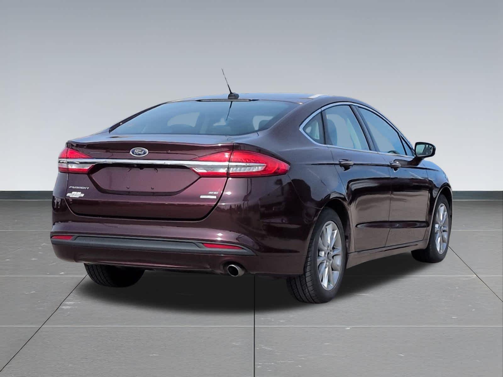 Thumbnail: 2017 Ford Fusion - 6