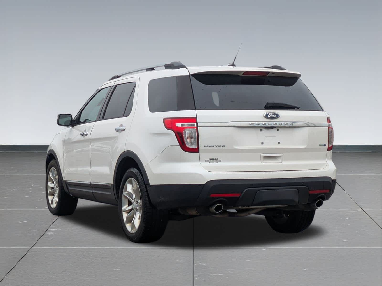 Thumbnail: 2014 Ford Explorer - 4