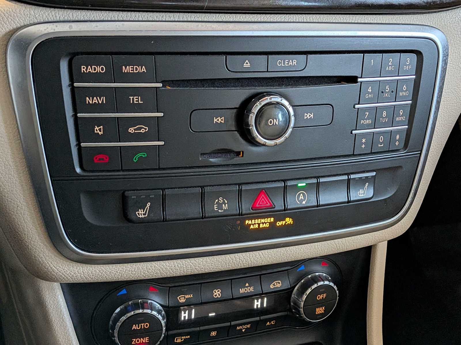 Thumbnail: 2015 Mercedes-Benz CLA - 27