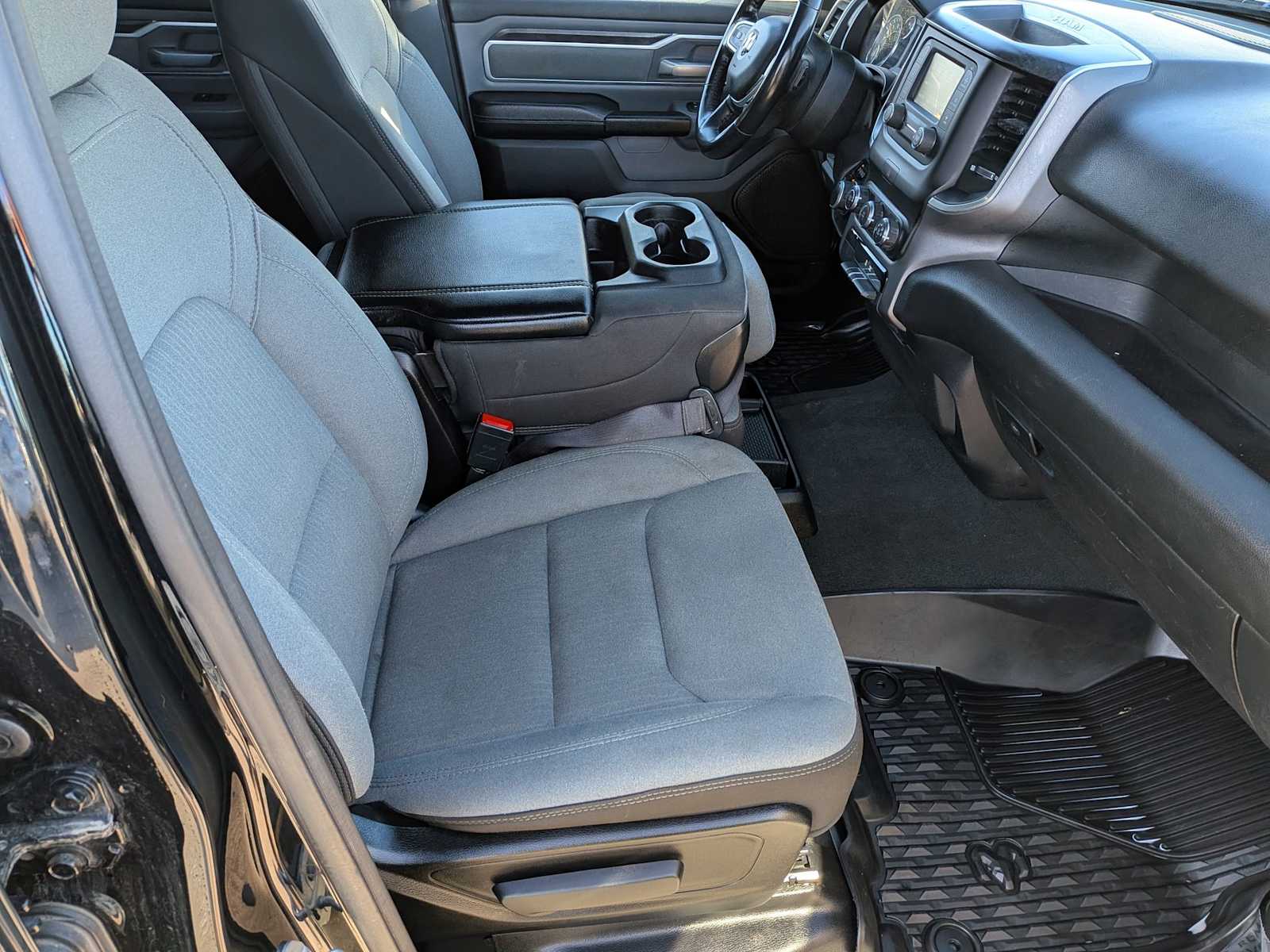 Thumbnail: 2022 RAM 1500 - 19