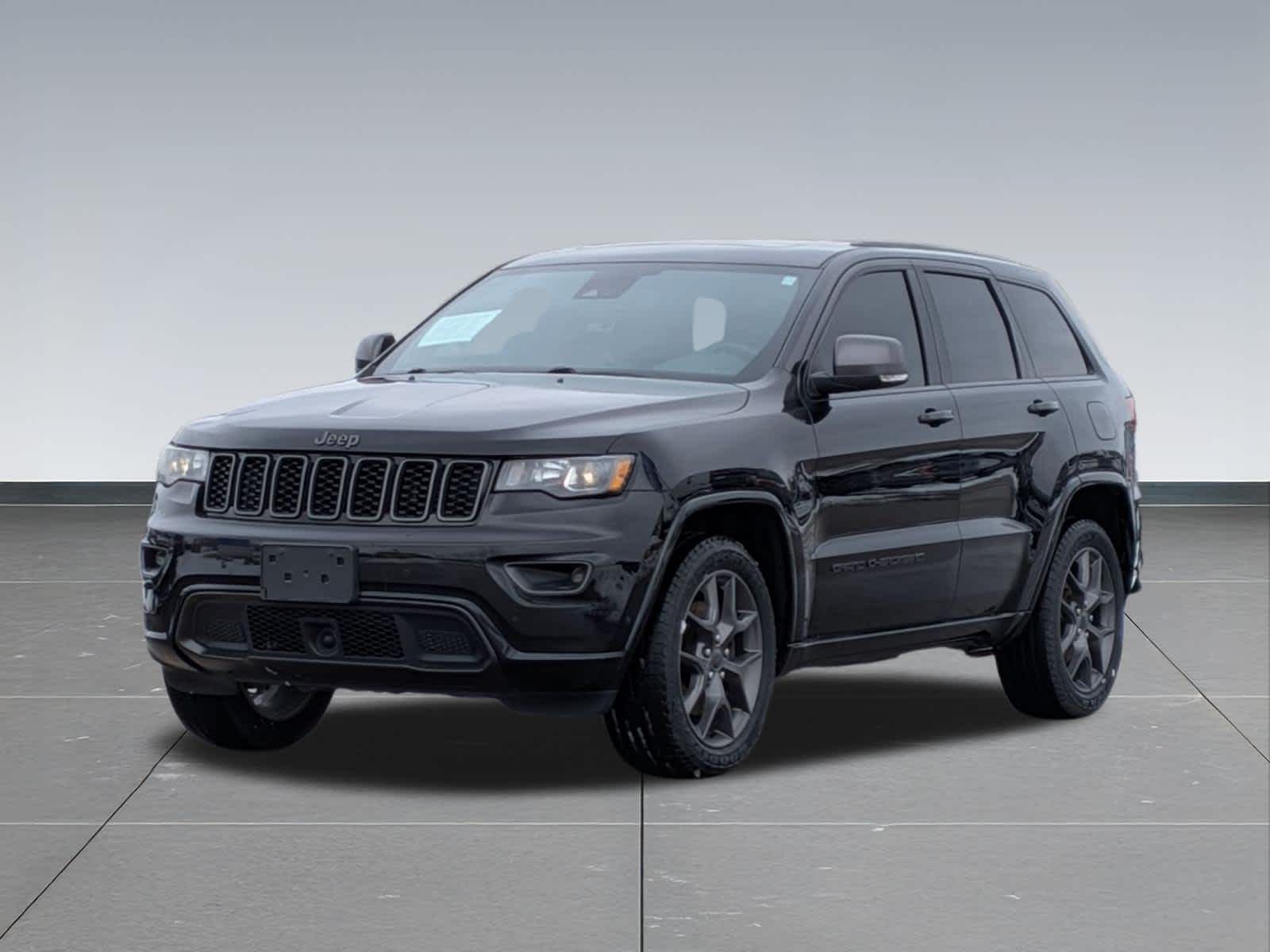 Thumbnail: 2021 Jeep Grand Cherokee - 10