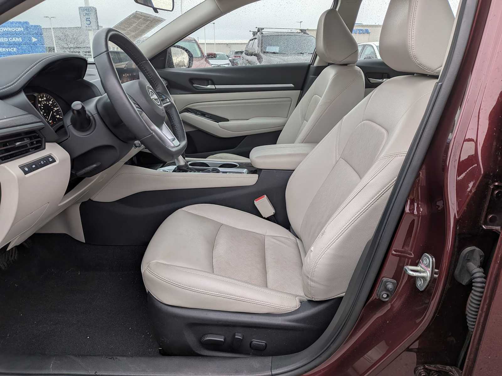 Thumbnail: 2023 Nissan Altima - 15