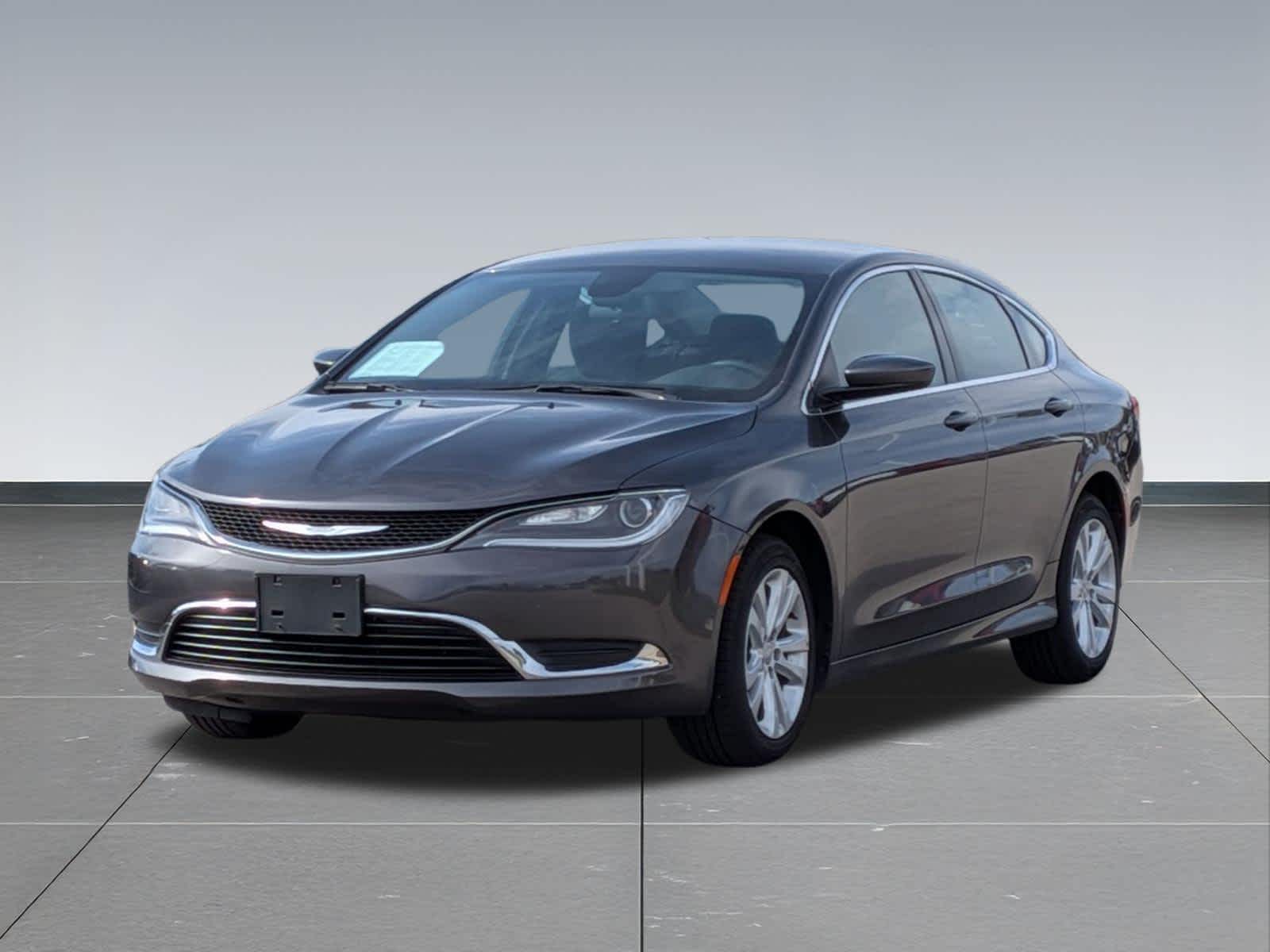 Thumbnail: 2016 Chrysler 200 - 9