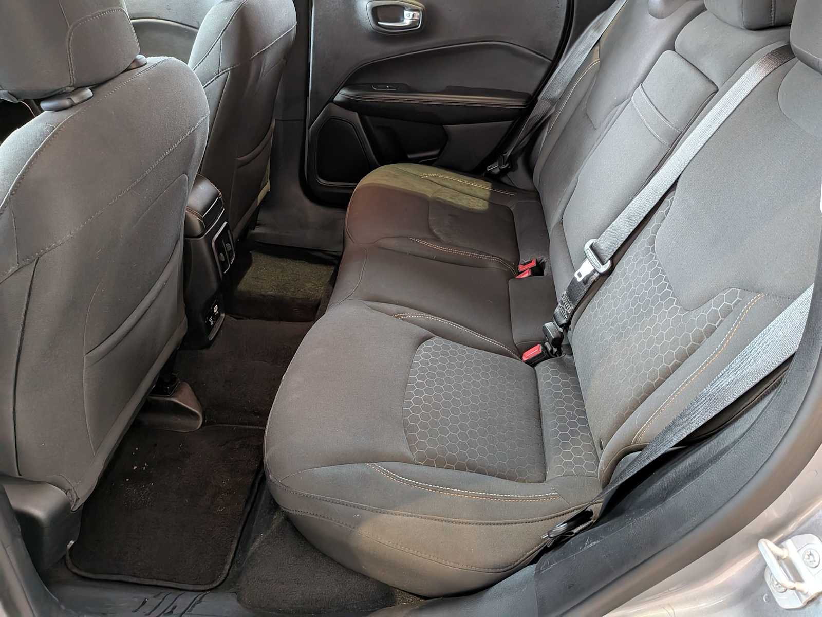 Thumbnail: 2018 Jeep Compass - 17