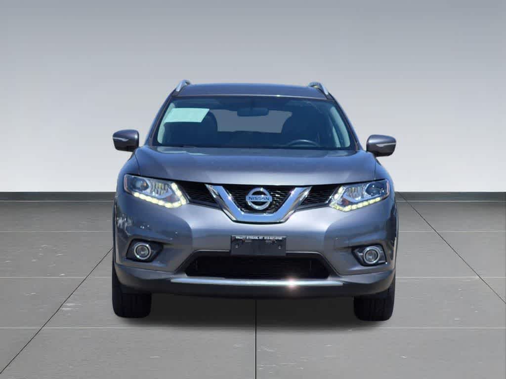 Thumbnail: 2015 Nissan Rogue - 11