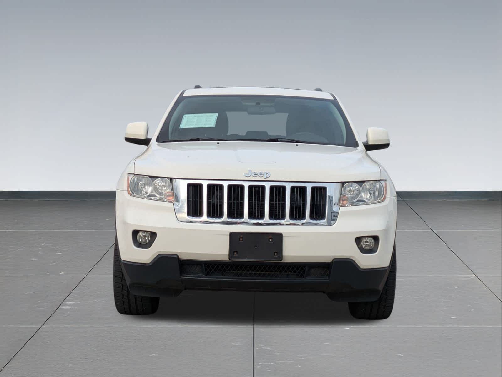 Thumbnail: 2012 Jeep Grand Cherokee - 9