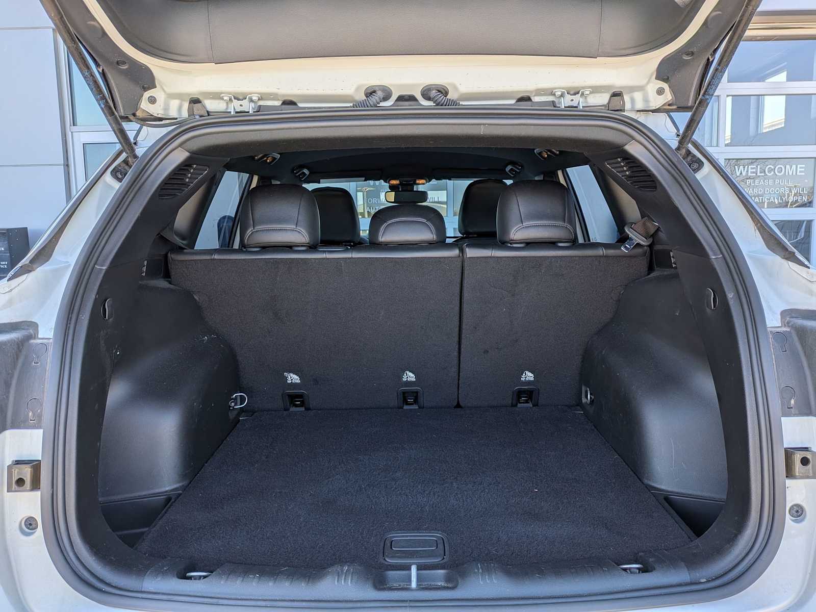 Thumbnail: 2024 Jeep Compass - 31