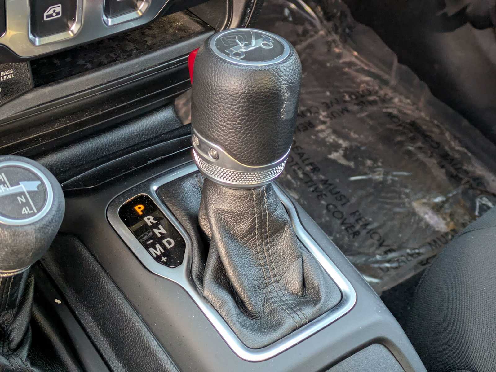 Thumbnail: 2020 Jeep Wrangler - 25