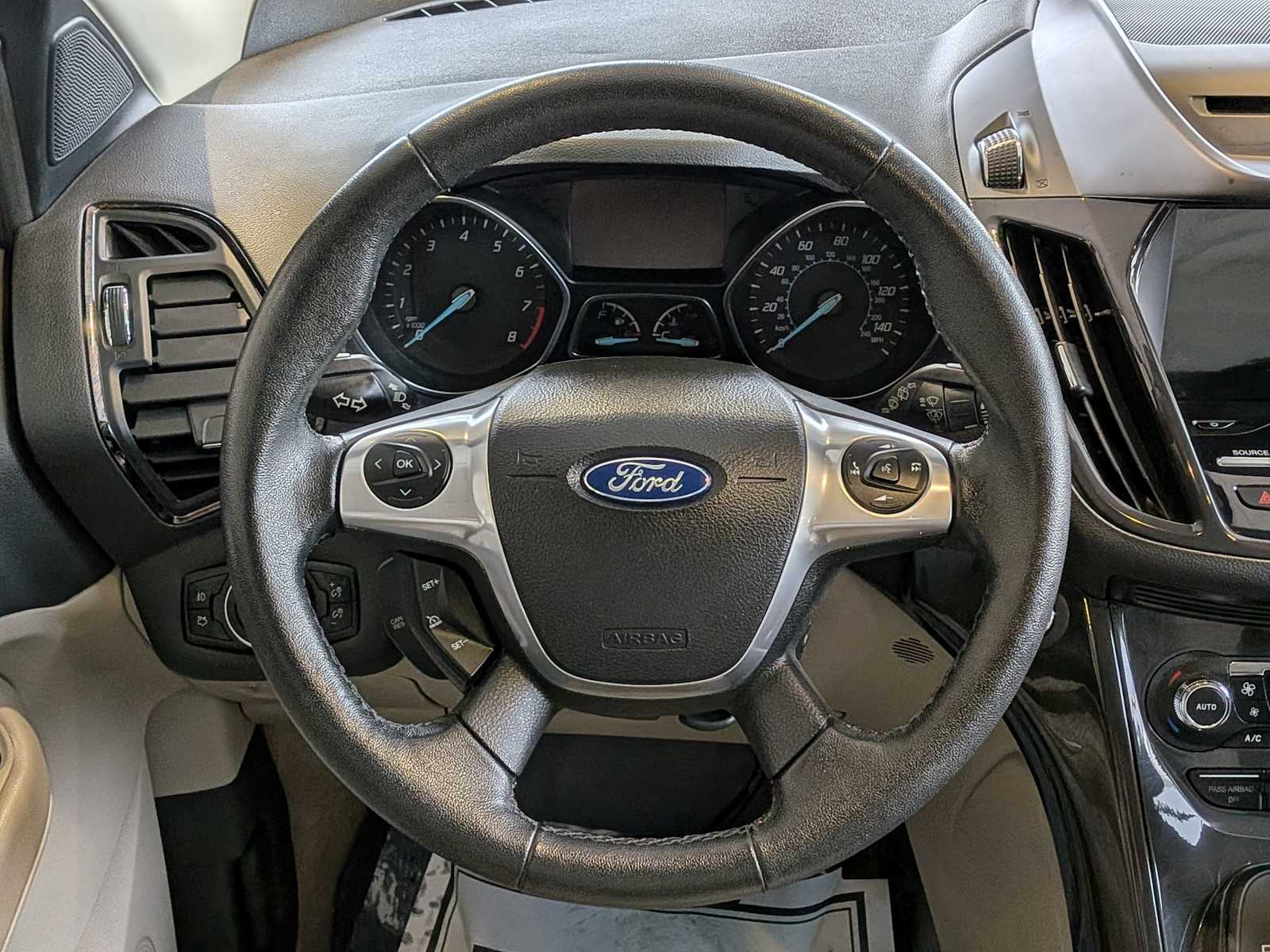 Thumbnail: 2016 Ford Escape - 23