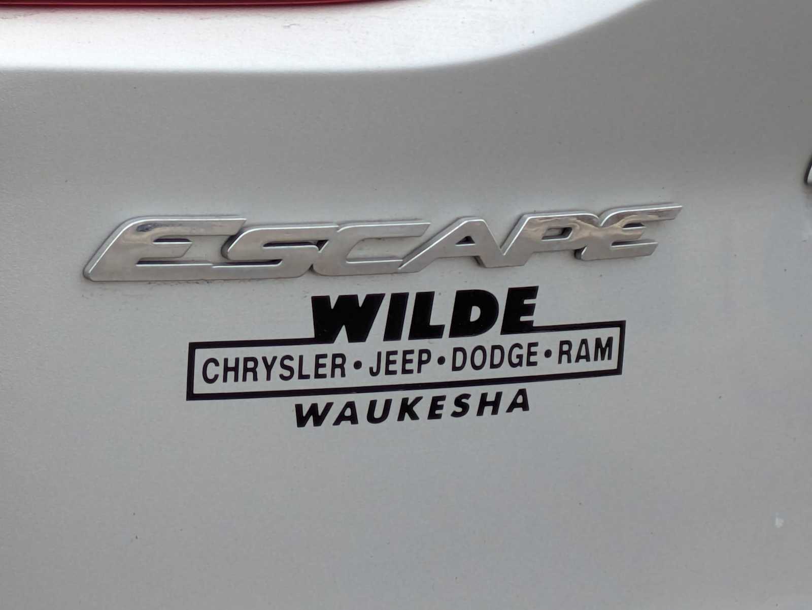 Thumbnail: 2015 Ford Escape - 12