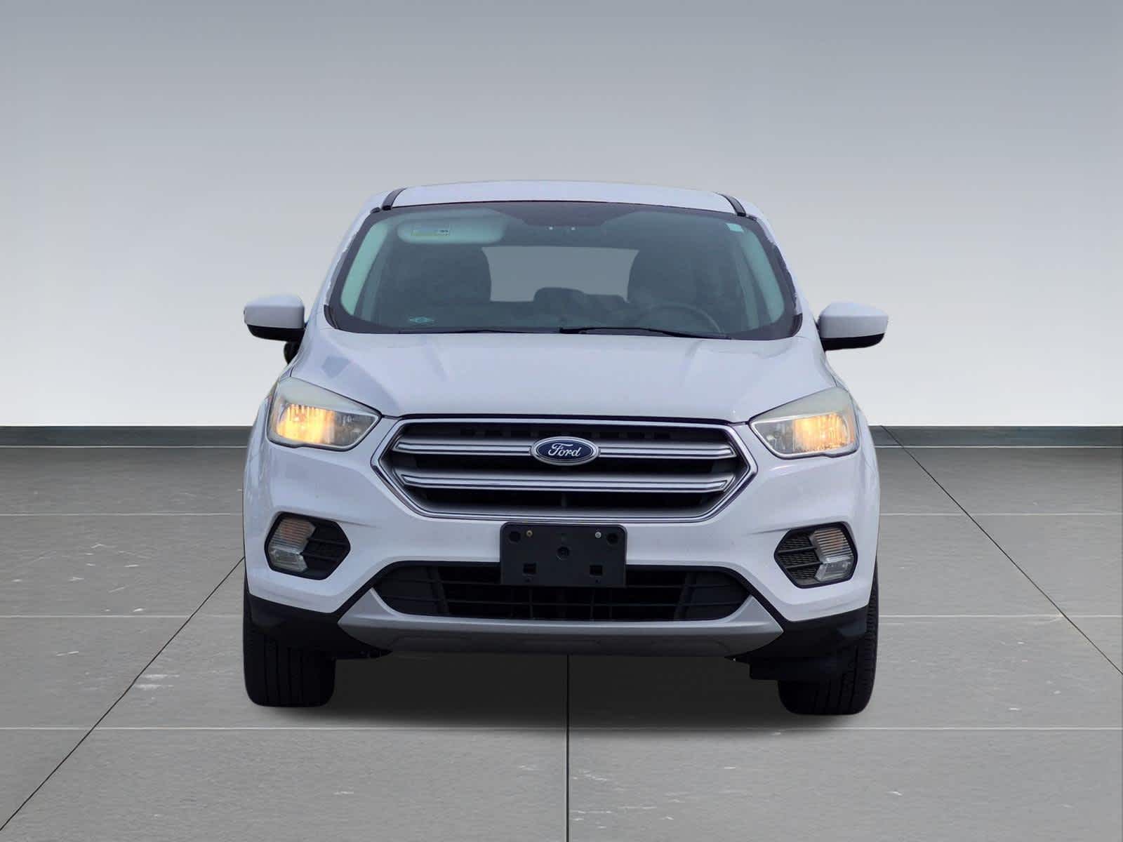 Thumbnail: 2017 Ford Escape - 9