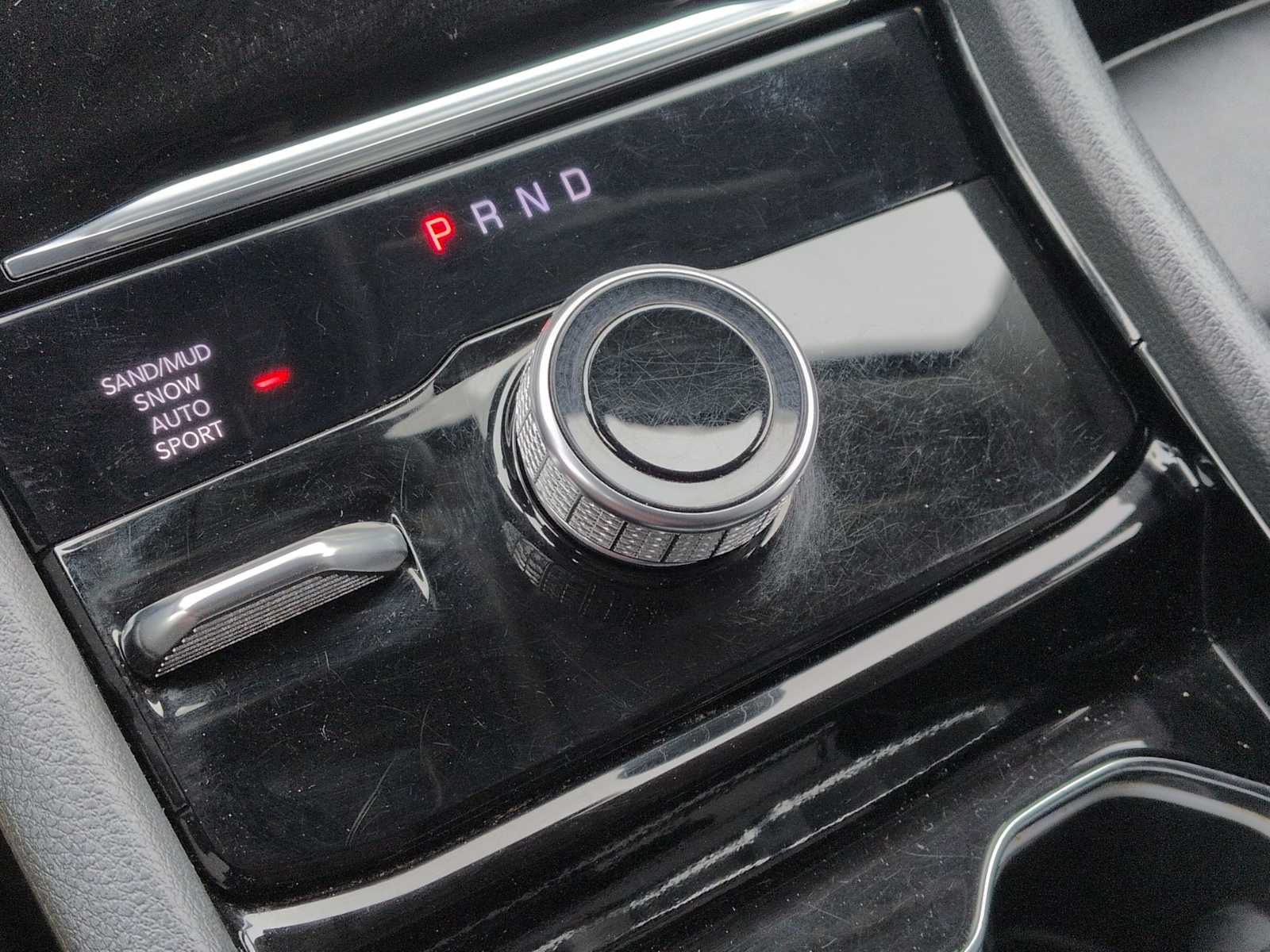 Thumbnail: 2022 Jeep Grand Cherokee - 32