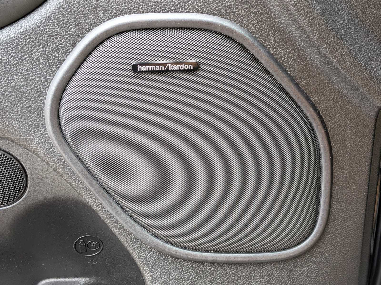 Thumbnail: 2021 Dodge Durango - 32