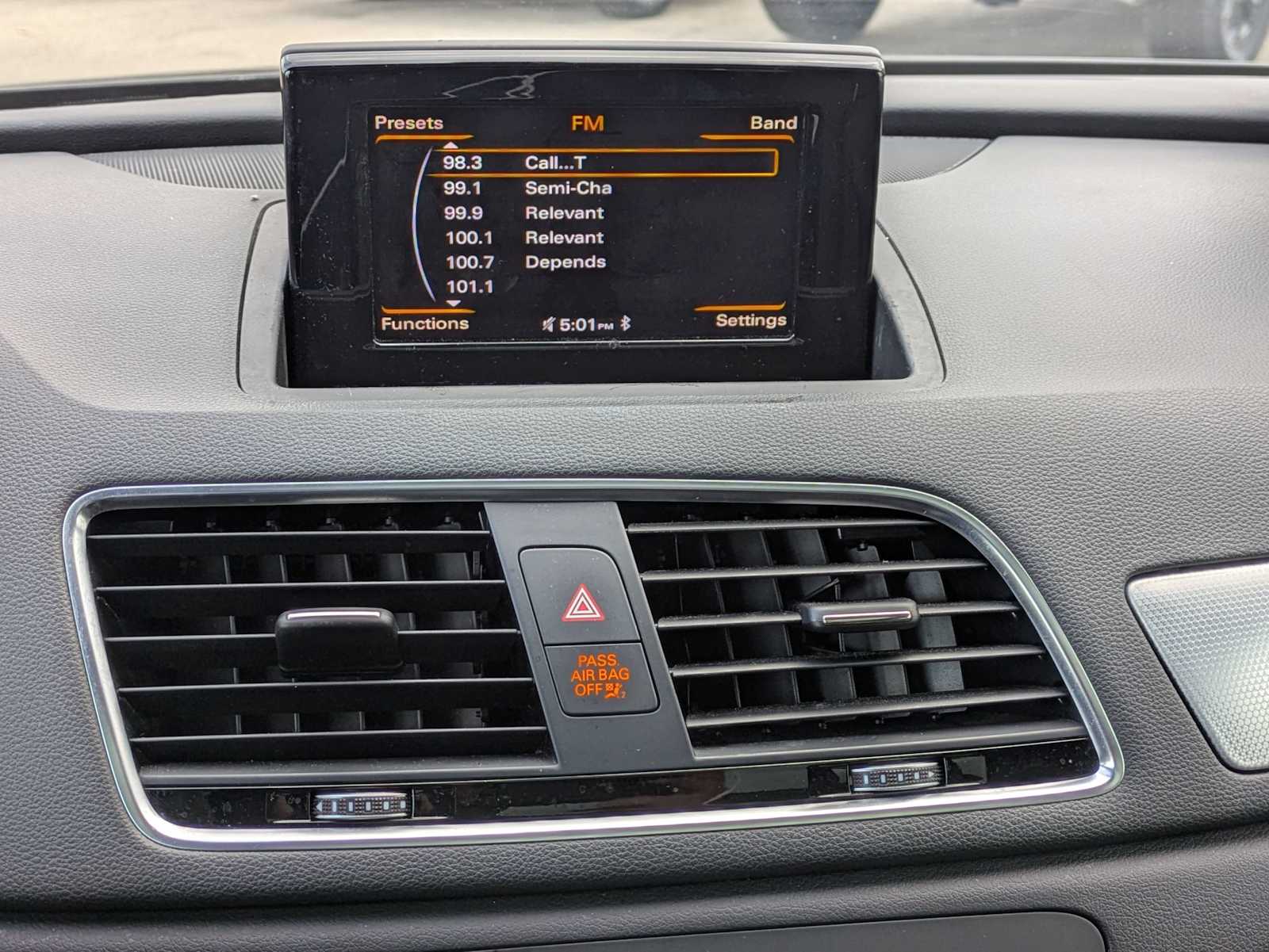 Thumbnail: 2016 Audi Q3 - 28