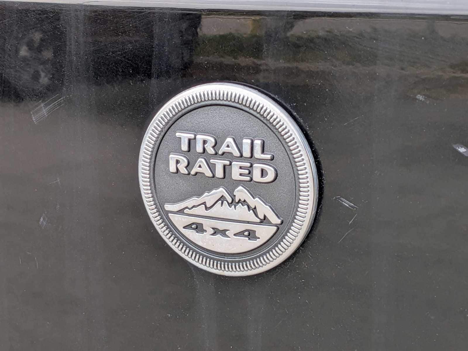 Thumbnail: 2016 Jeep Wrangler - 12