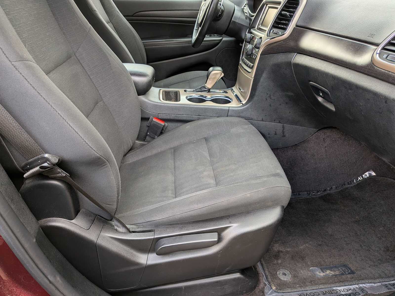 Thumbnail: 2016 Jeep Grand Cherokee - 19