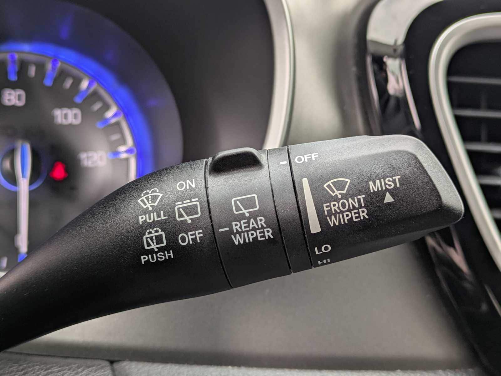 Thumbnail: 2021 Chrysler Pacifica - 24