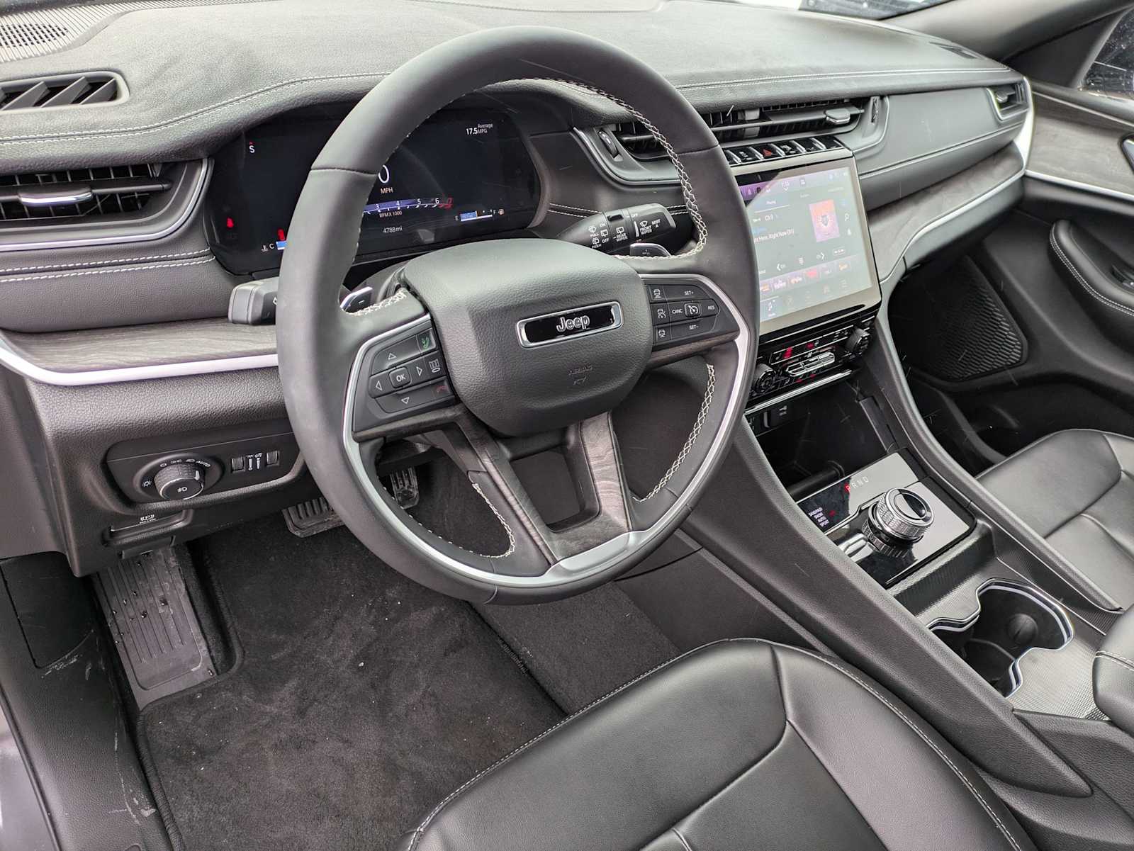 Thumbnail: 2025 Jeep Grand Cherokee - 2