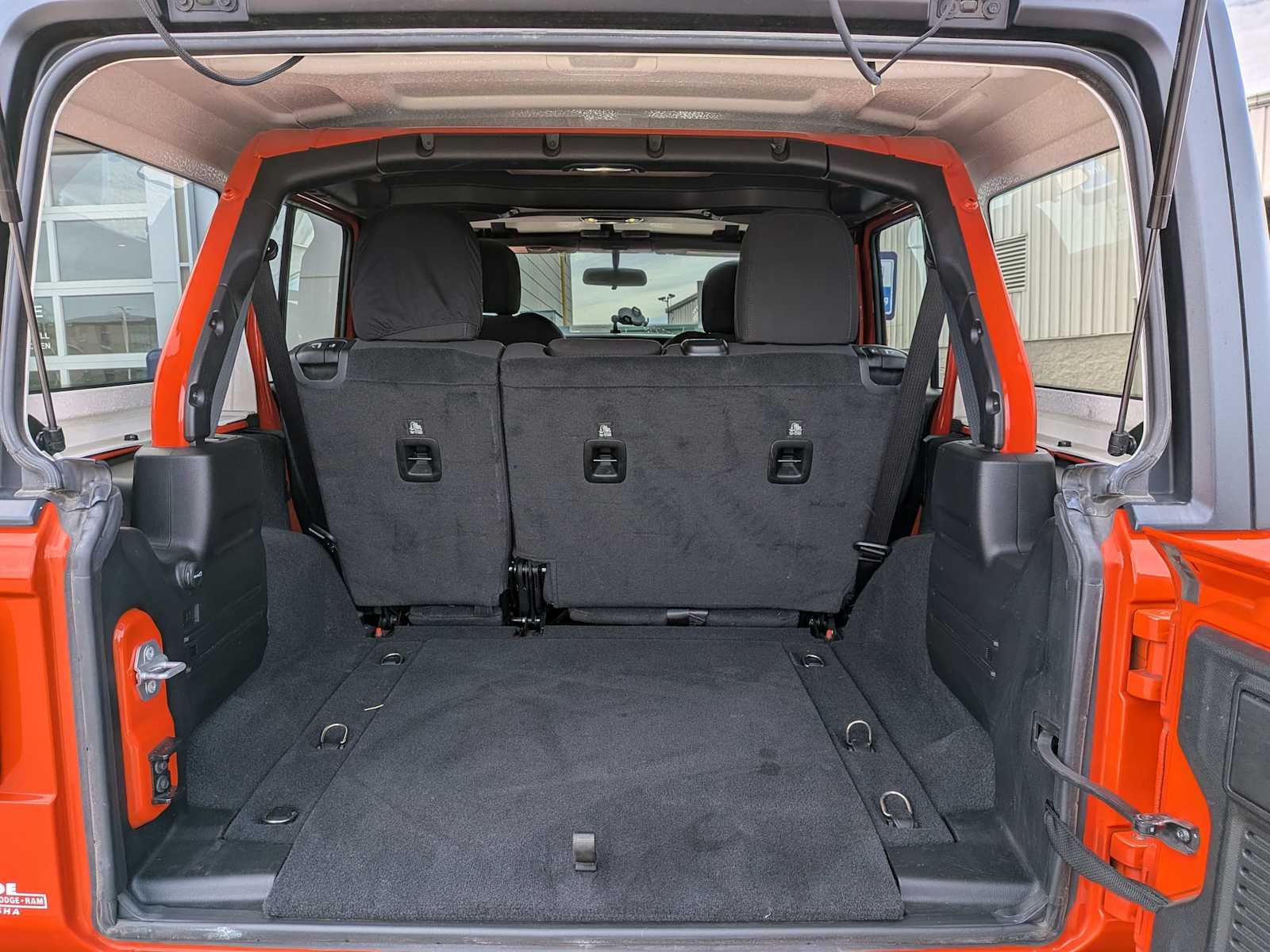 Thumbnail: 2020 Jeep Wrangler - 28