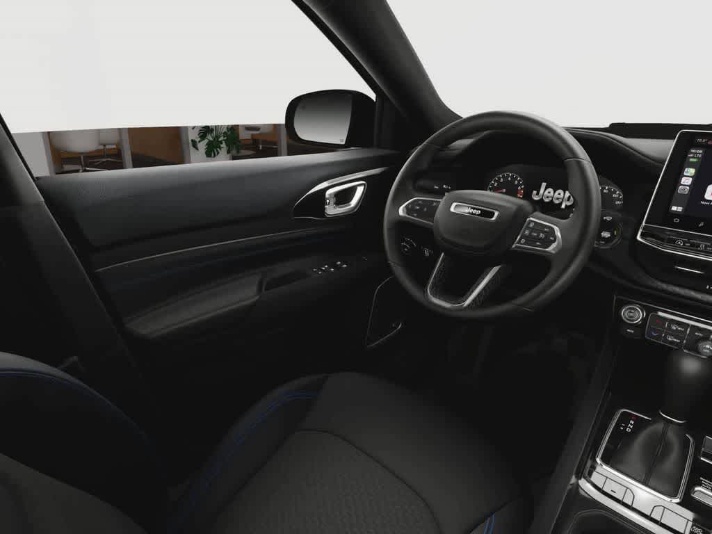 Thumbnail: 2025 Jeep Compass - 25
