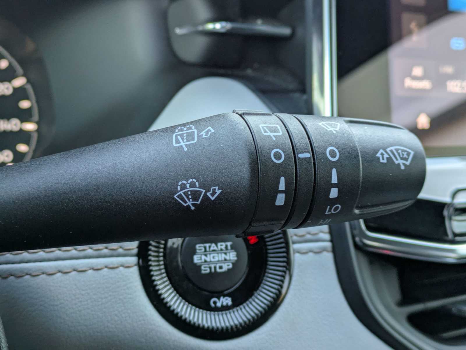 Thumbnail: 2022 Jeep Compass - 23