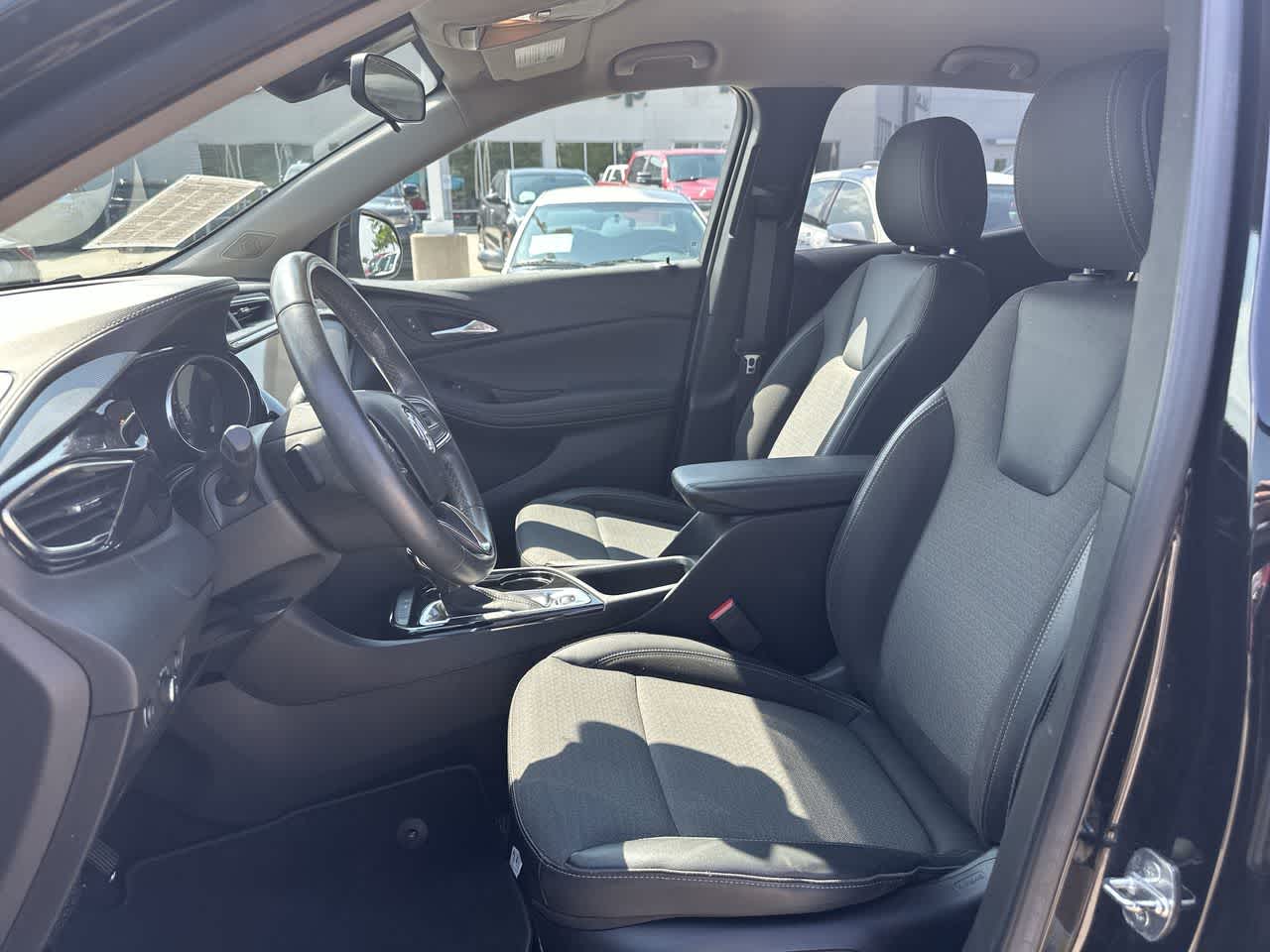 Thumbnail: 2022 Buick Encore GX - 14