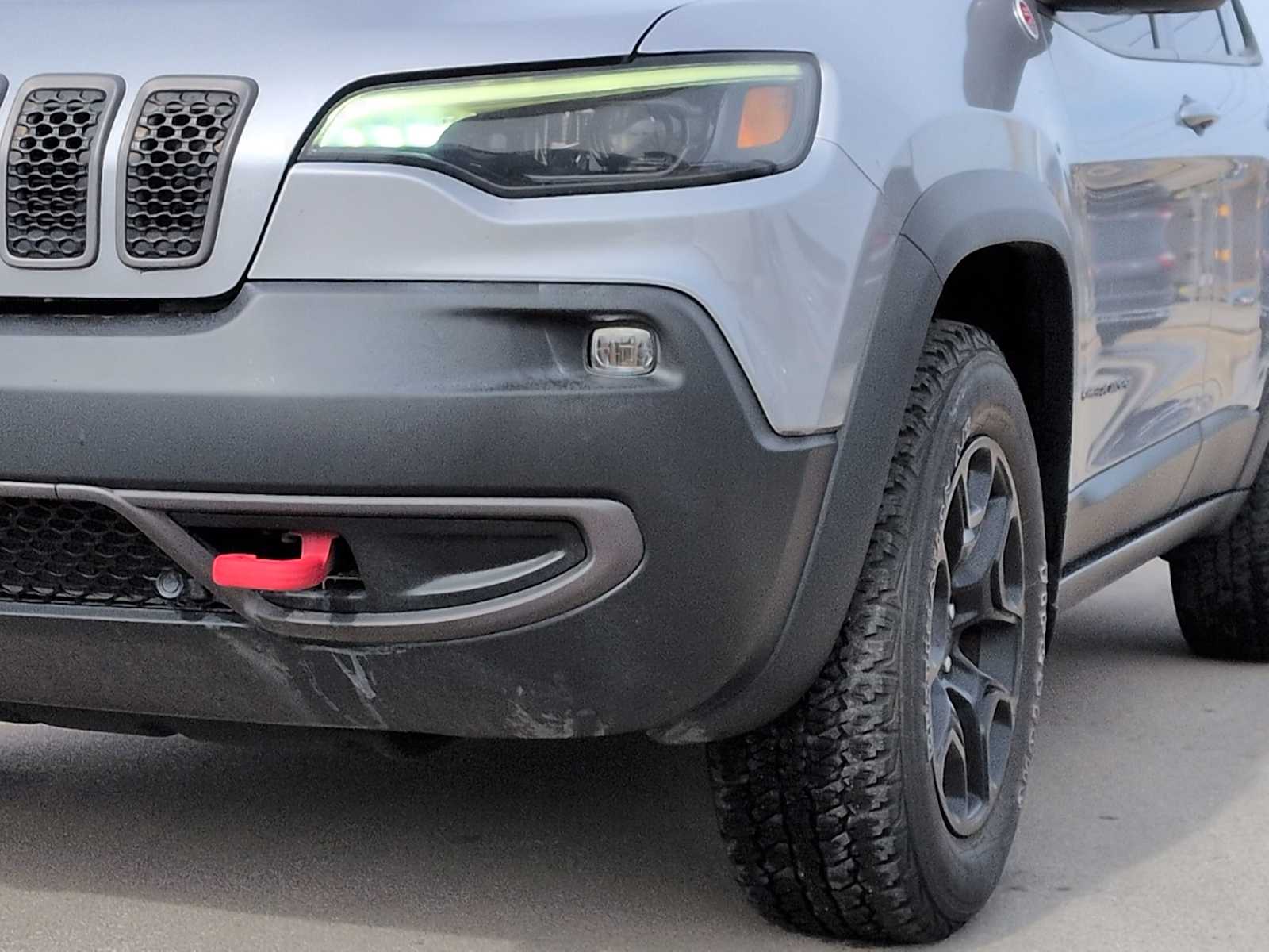 Thumbnail: 2021 Jeep Cherokee - 11