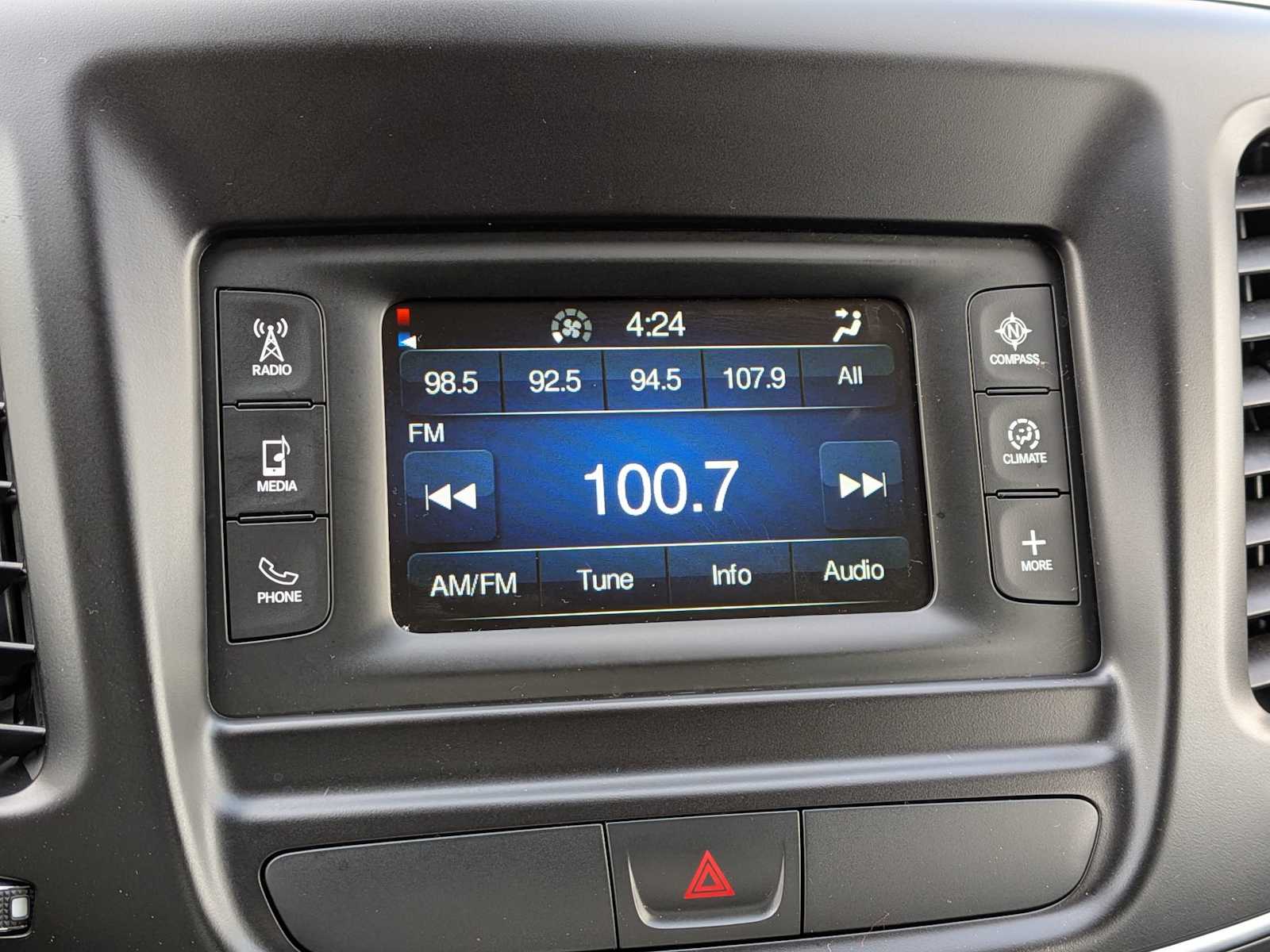 Thumbnail: 2016 Chrysler 200 - 26