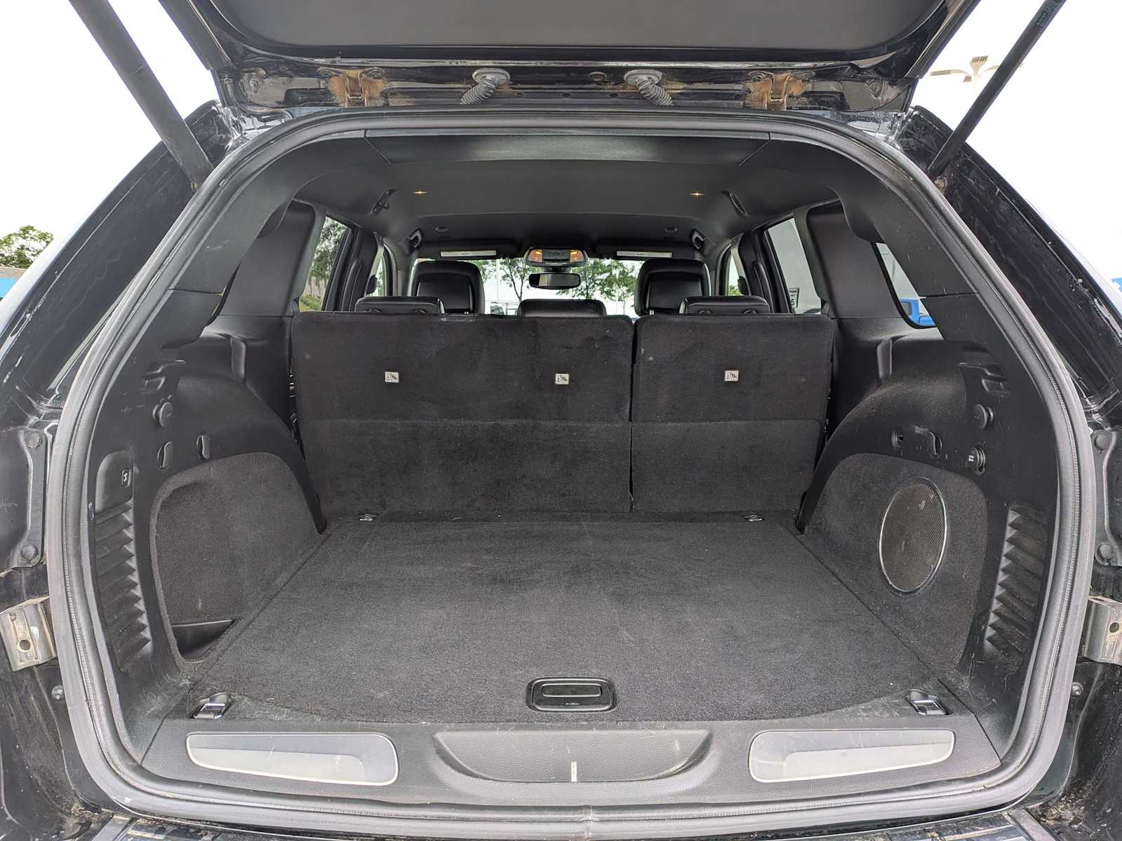 Thumbnail: 2018 Jeep Grand Cherokee - 31