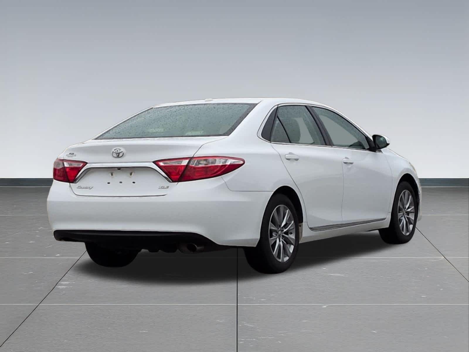Thumbnail: 2016 Toyota Camry - 6