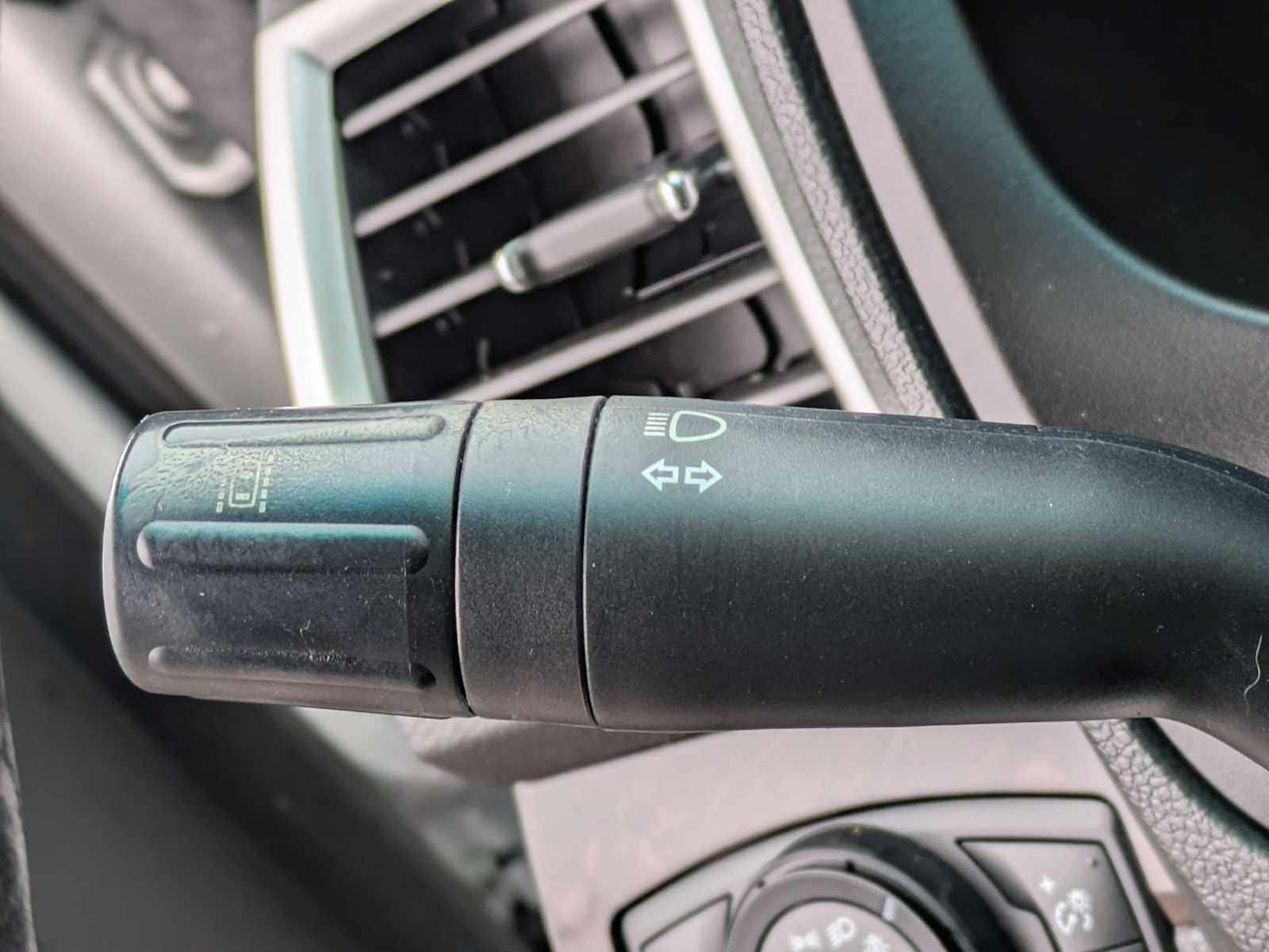 Thumbnail: 2014 Ford Explorer - 27