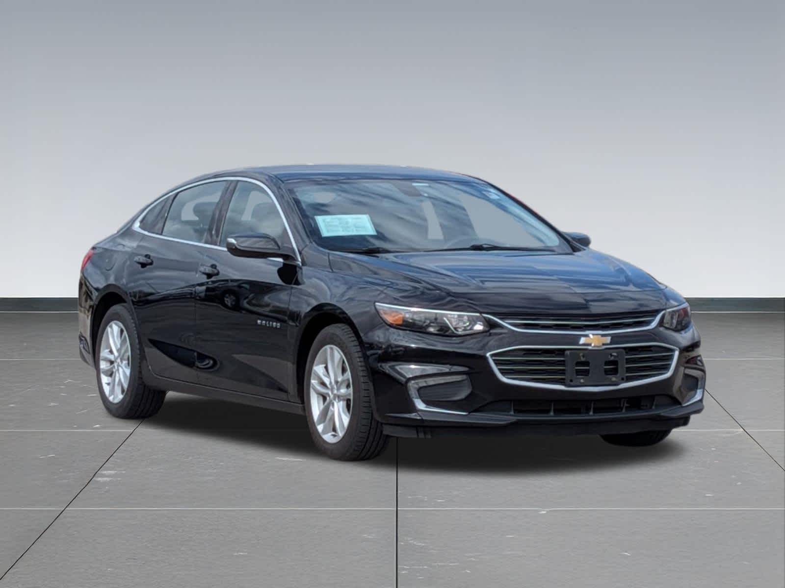 Thumbnail: 2018 Chevrolet Malibu - 7