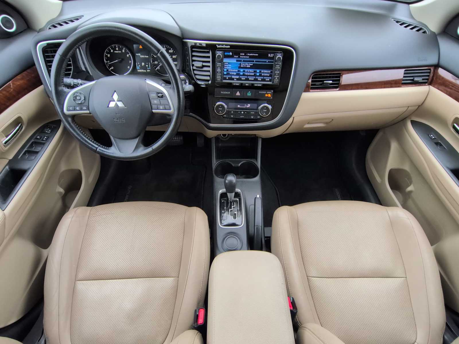 Thumbnail: 2014 Mitsubishi Outlander - 15