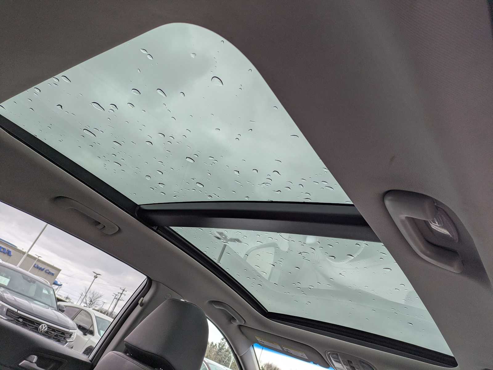 Thumbnail: 2017 Kia Sportage - 22