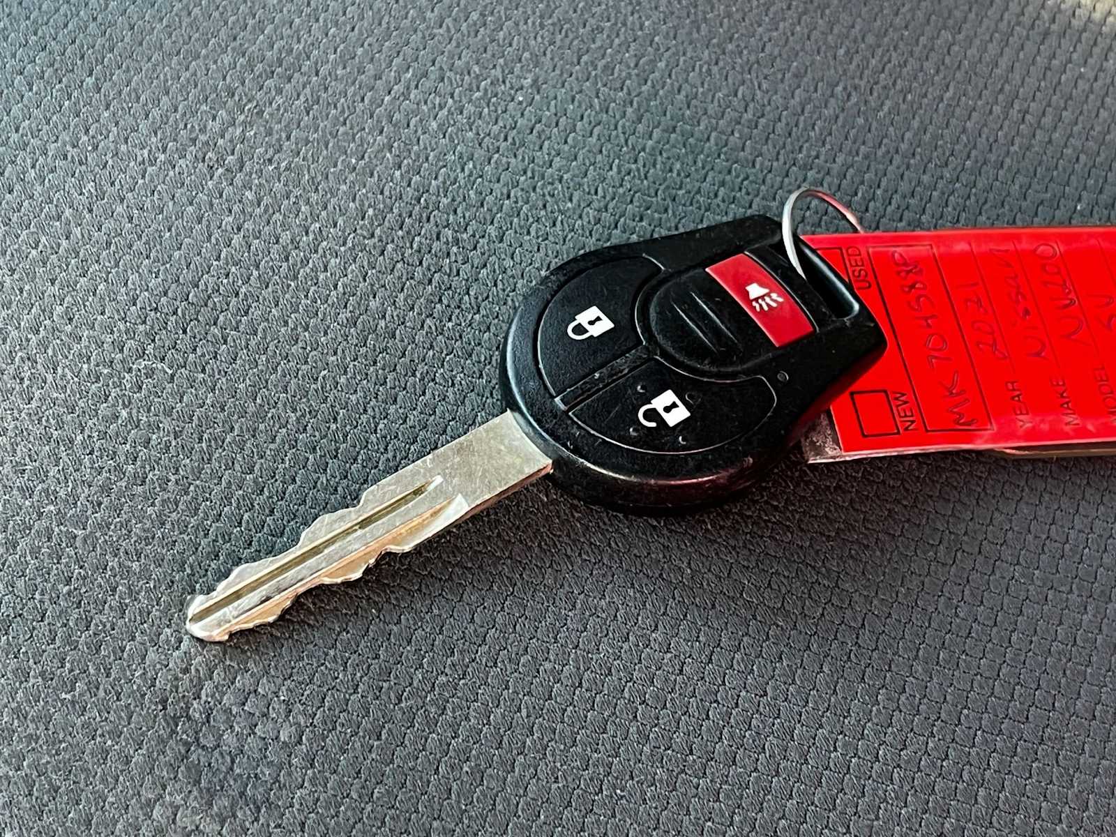 Thumbnail: 2021 Nissan NV200 - 28