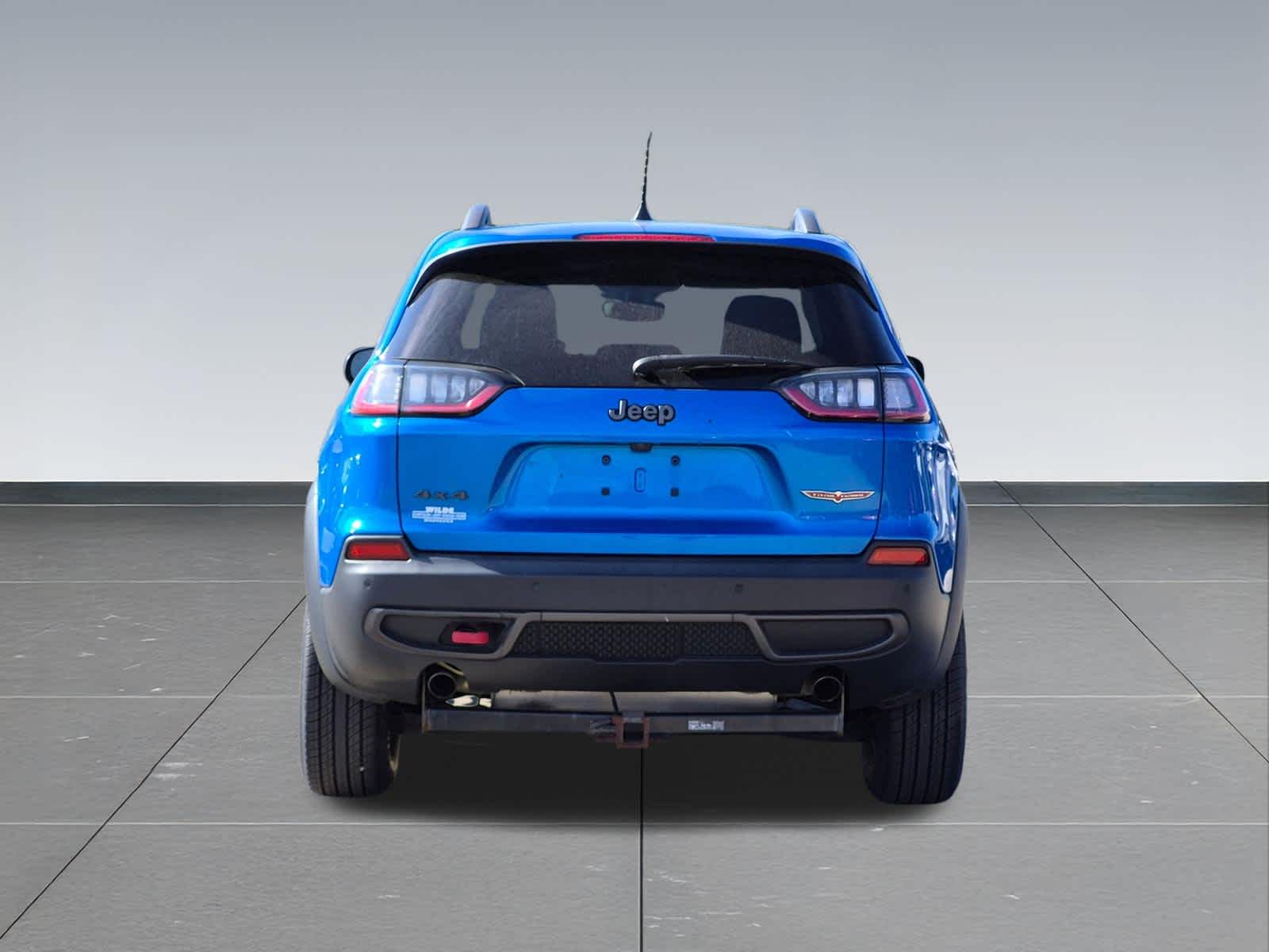 Thumbnail: 2019 Jeep Cherokee - 5