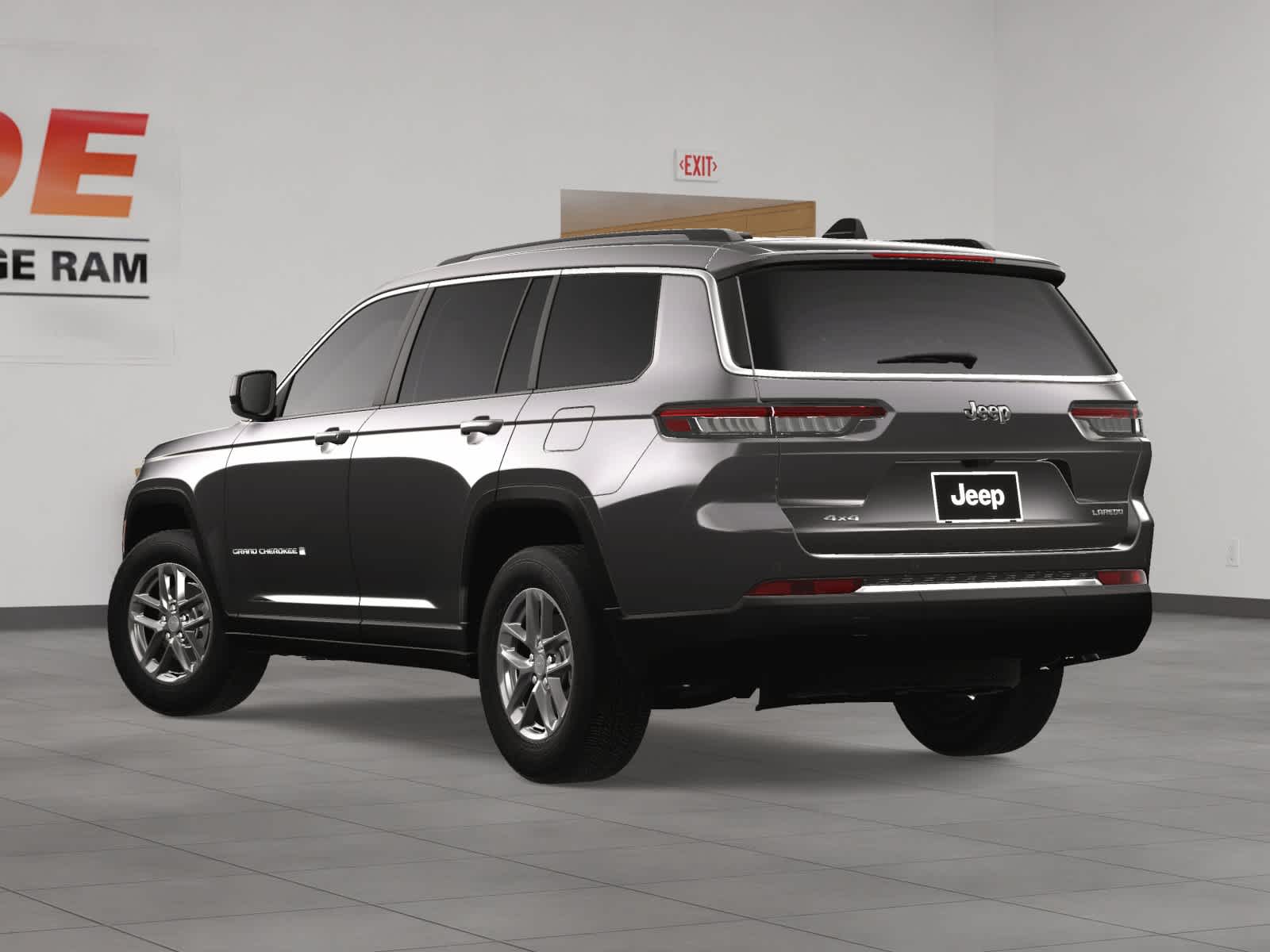2025 Jeep Grand Cherokee Laredo X photo 3